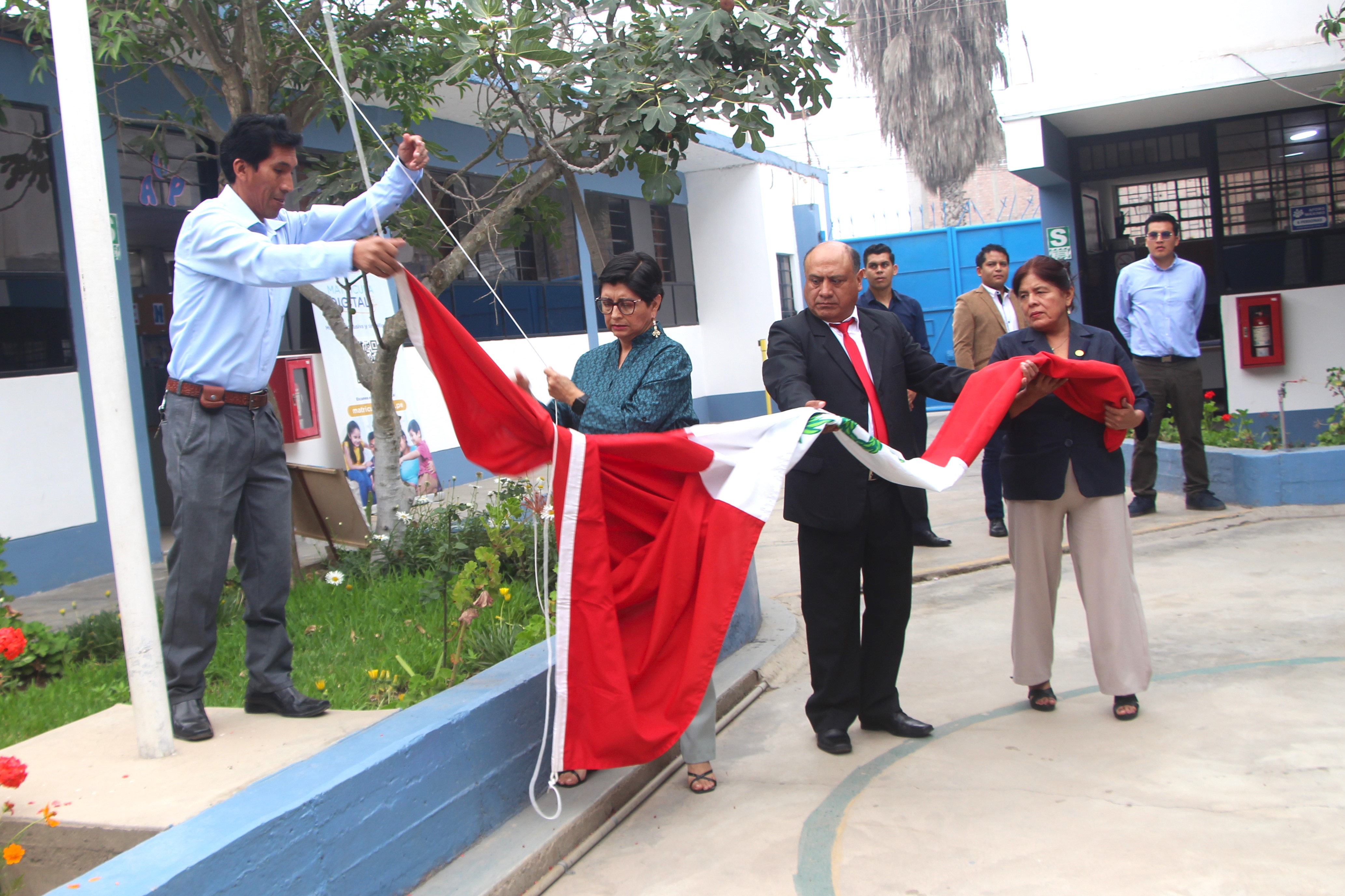 COMPROMISO QUE NOS UNE: IZAMIENTO DE BANDERA 02/02/2026