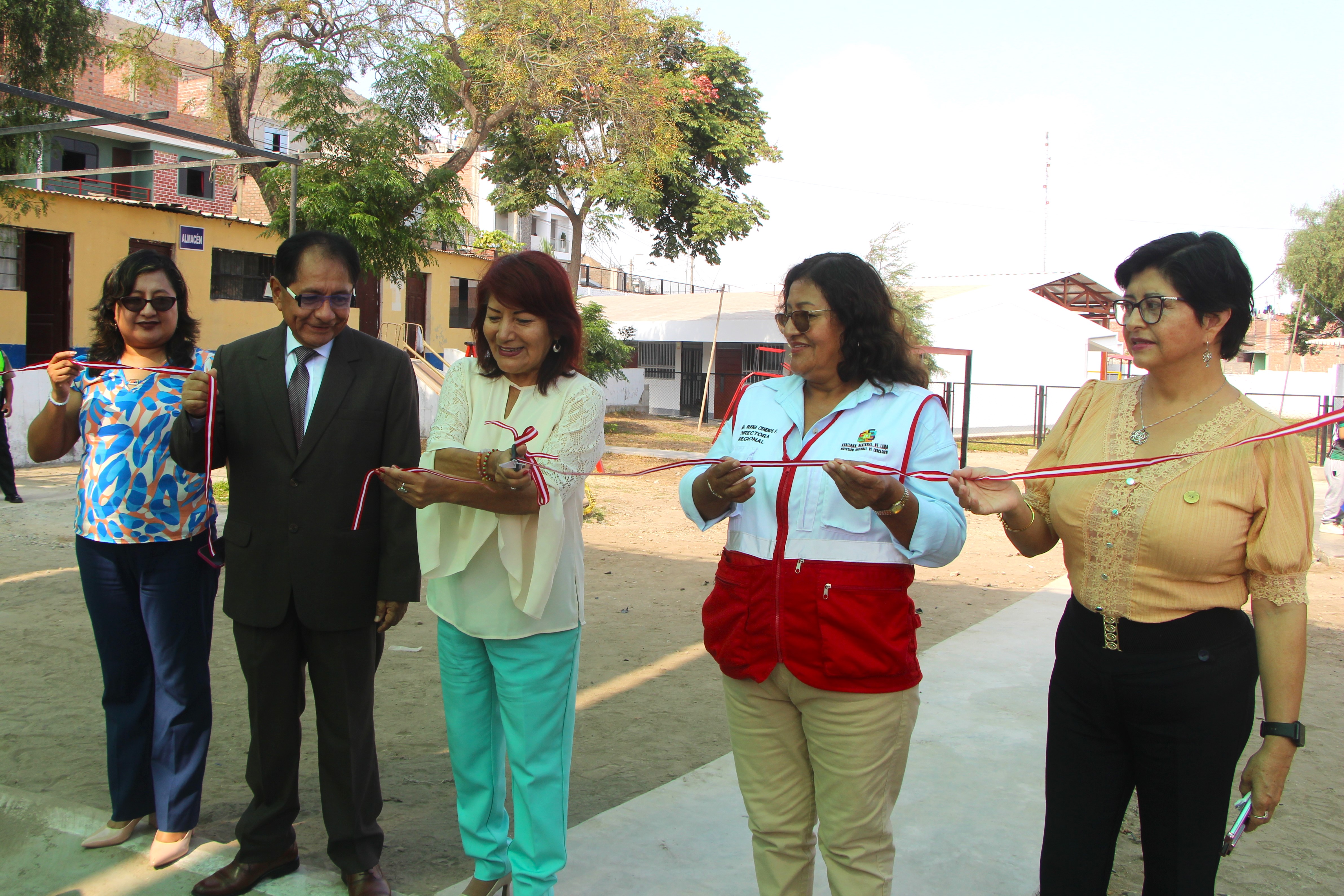 INAUGURACIÓN DE MALLA RASCHEL EN LA IE N° 20788 “JUAN VELASCO ALVARADO”